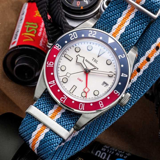 Luminous Luxury Quartz Watch