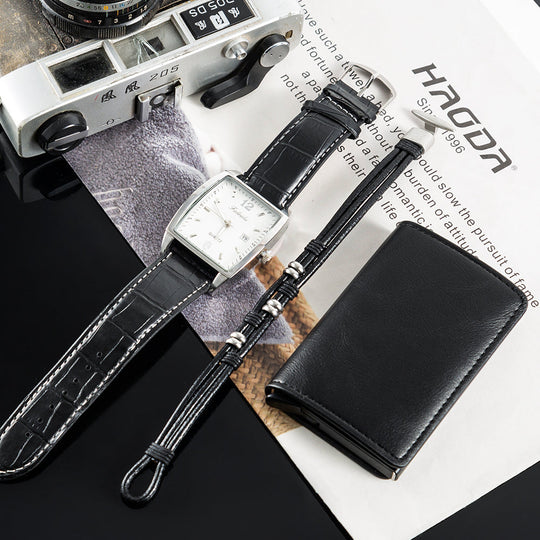 Fashionable Modern Wristwatch & Bracelet Set