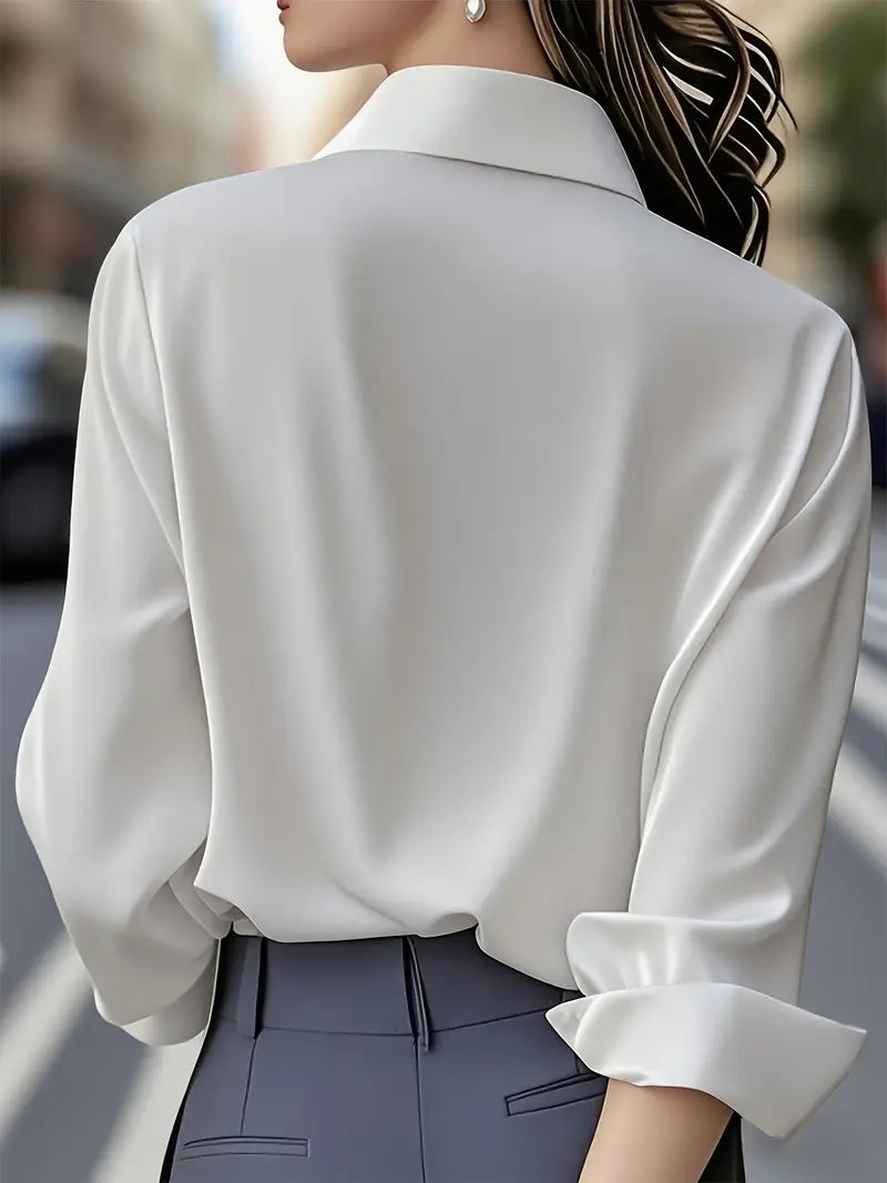 Amiliana - Elegantes Langarm-Hemd mit Knopfleiste