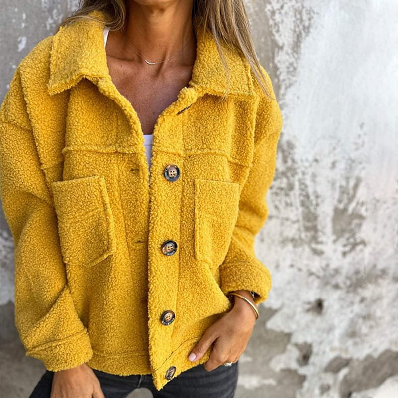 Lilo – Gemütliche Sherpa Knopf-Jacke für Frauen